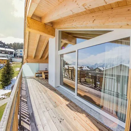 아파트 Swiss Penthouse With Panoramic View